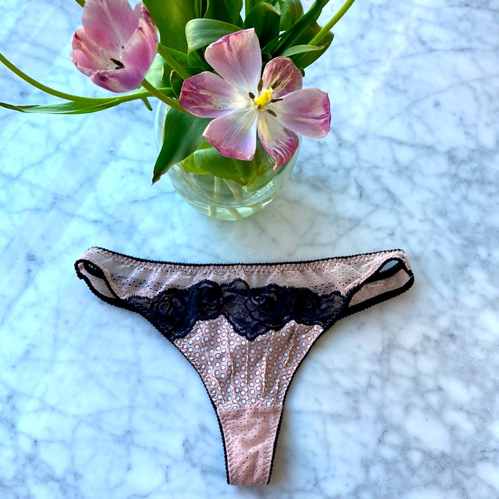 Stella McCartney thong with silk size Small new without tags